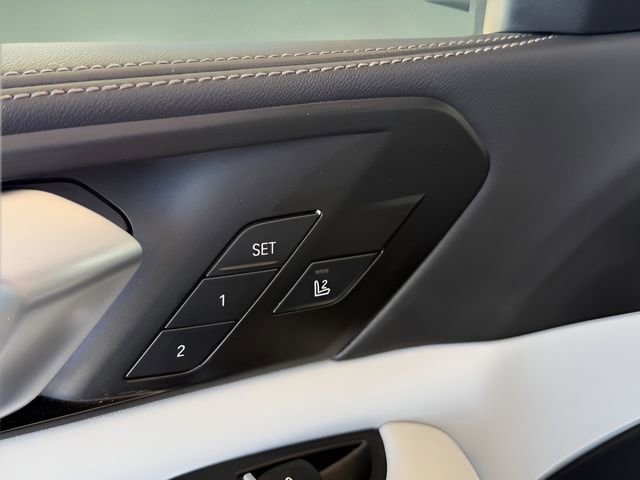 Certified 2024 BMW X5 sDrive40i w/ Executive Package image 18