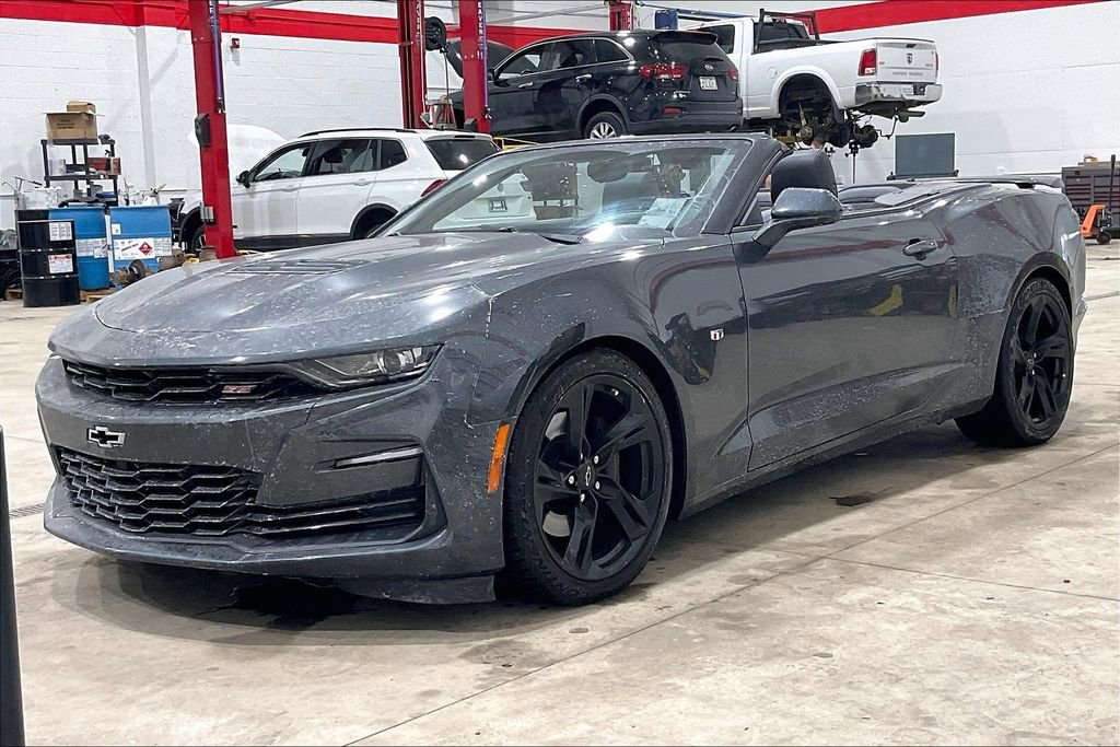 Used 2020 Chevrolet Camaro SS image 32