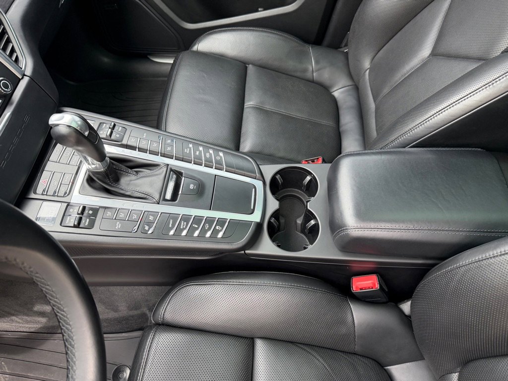 Used 2017 Porsche Macan GTS image 14