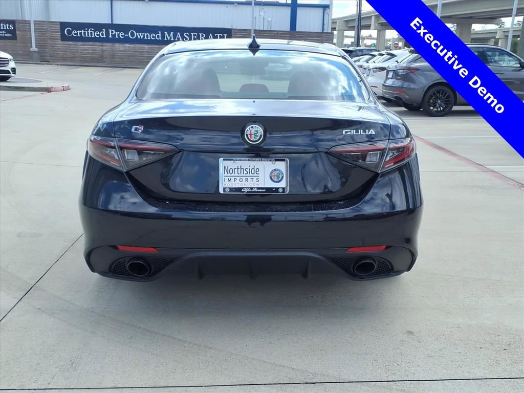 New 2025 Alfa Romeo Giulia w/ Veloce Package Rwd image 8