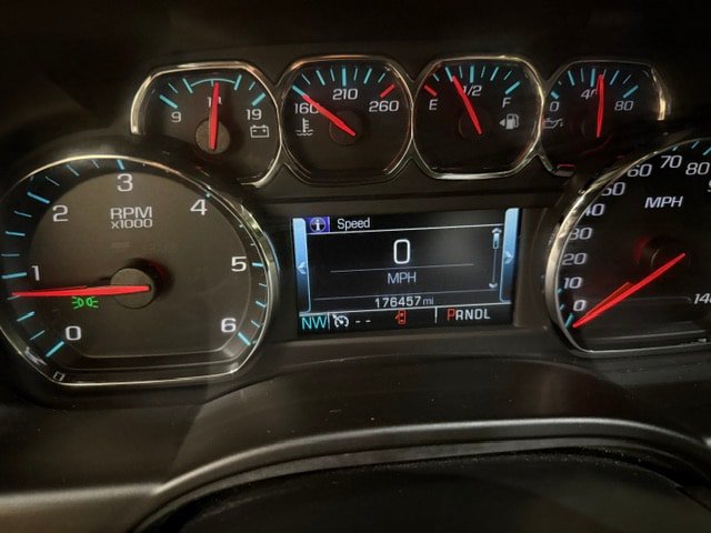 Used 2017 Chevrolet Suburban LT AWD/4WD image 50