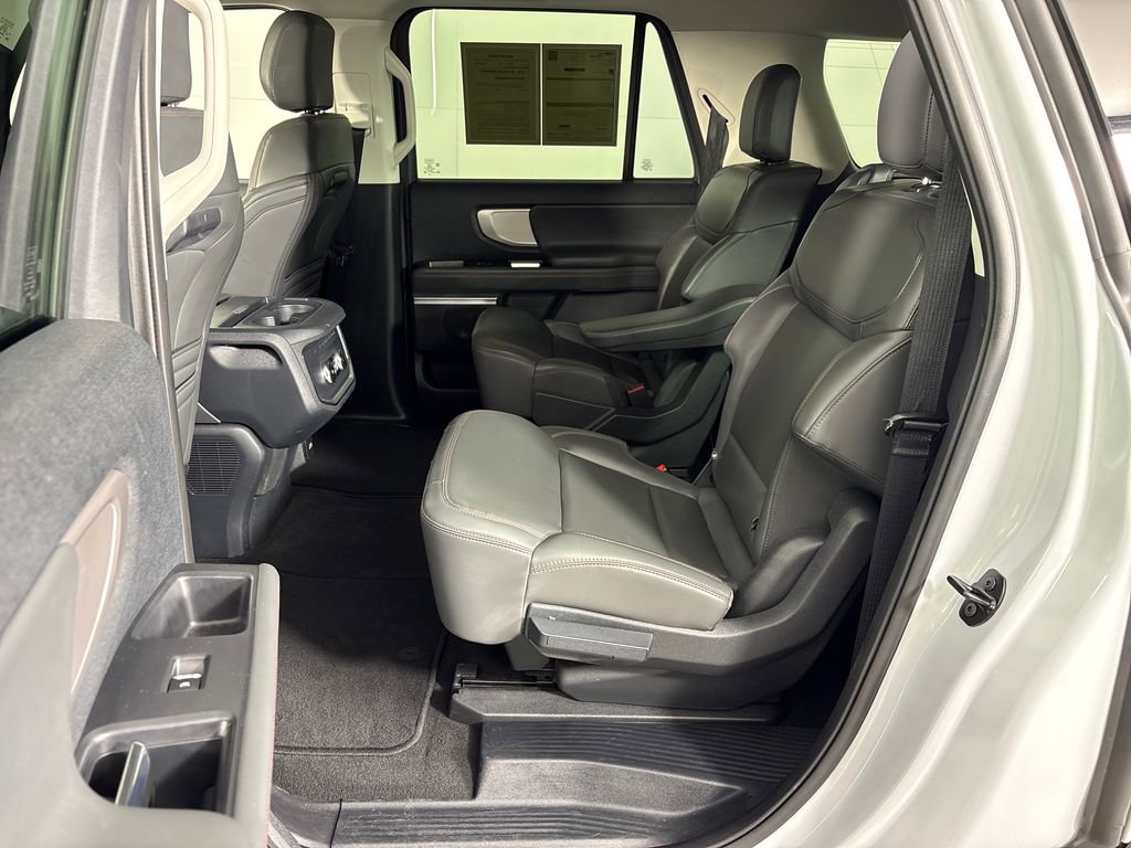 Certified 2025 Ford Expedition Max Active AWD/4WD image 31