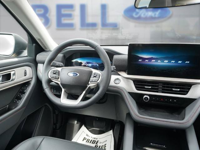Certified 2025 Ford Explorer Active w/ Active Comfort Package AWD/4WD image 17