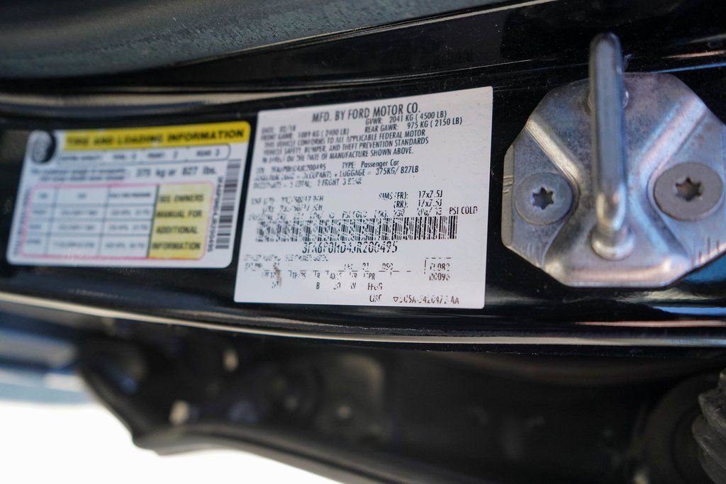 Used 2018 Ford Fusion SE w/ Fusion SE Technology Package image 38