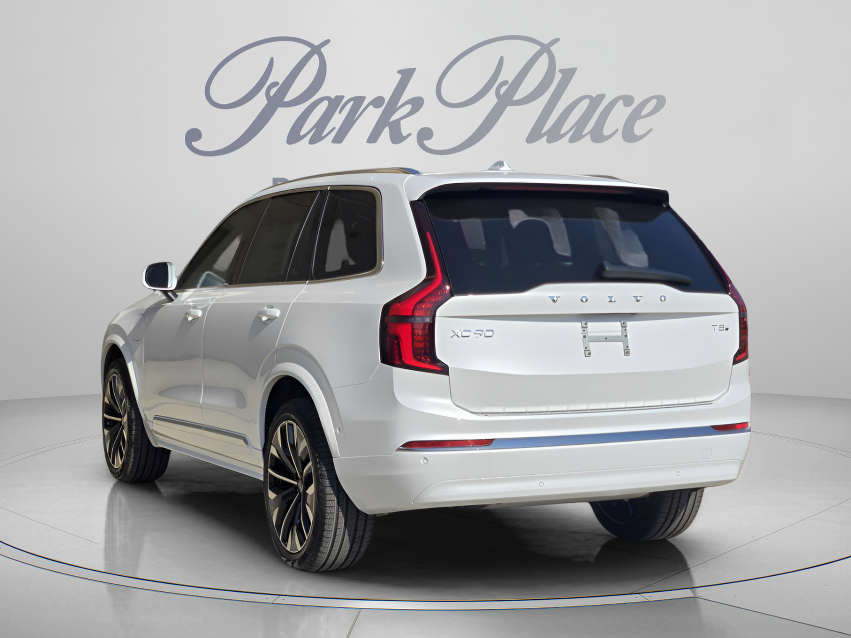 New 2026 Volvo XC90 T8 Ultra w/ Protection Package Premier AWD/4WD image 3