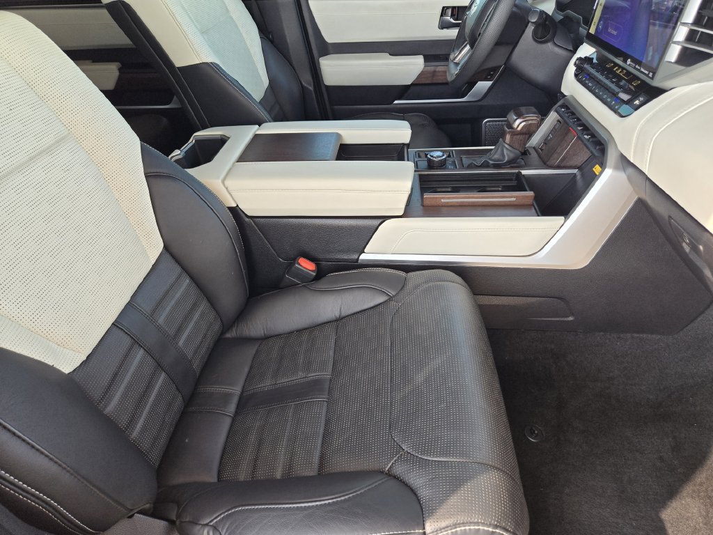Used 2024 Toyota Sequoia Capstone AWD/4WD image 14