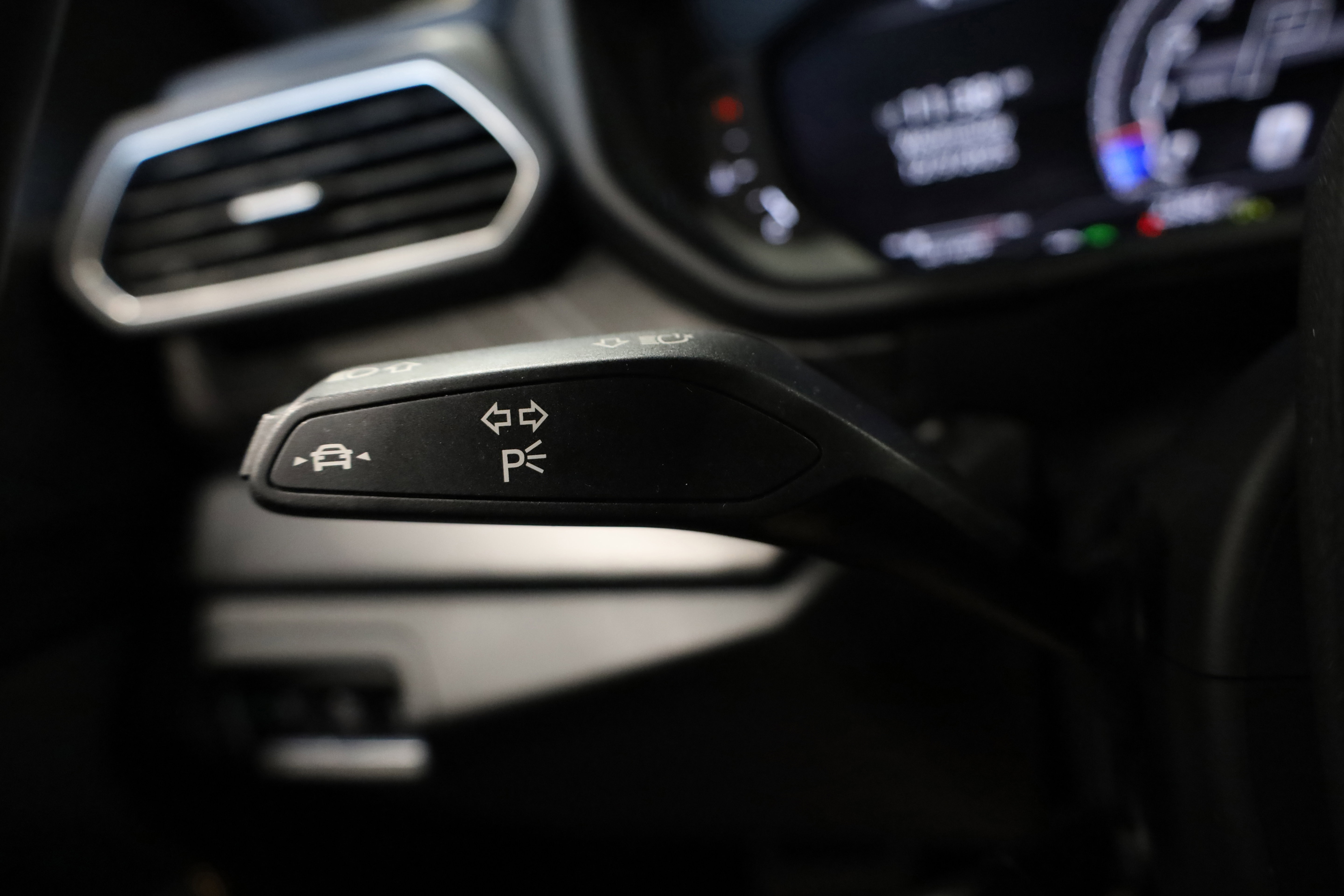 Used 2021 Lamborghini Urus image 22