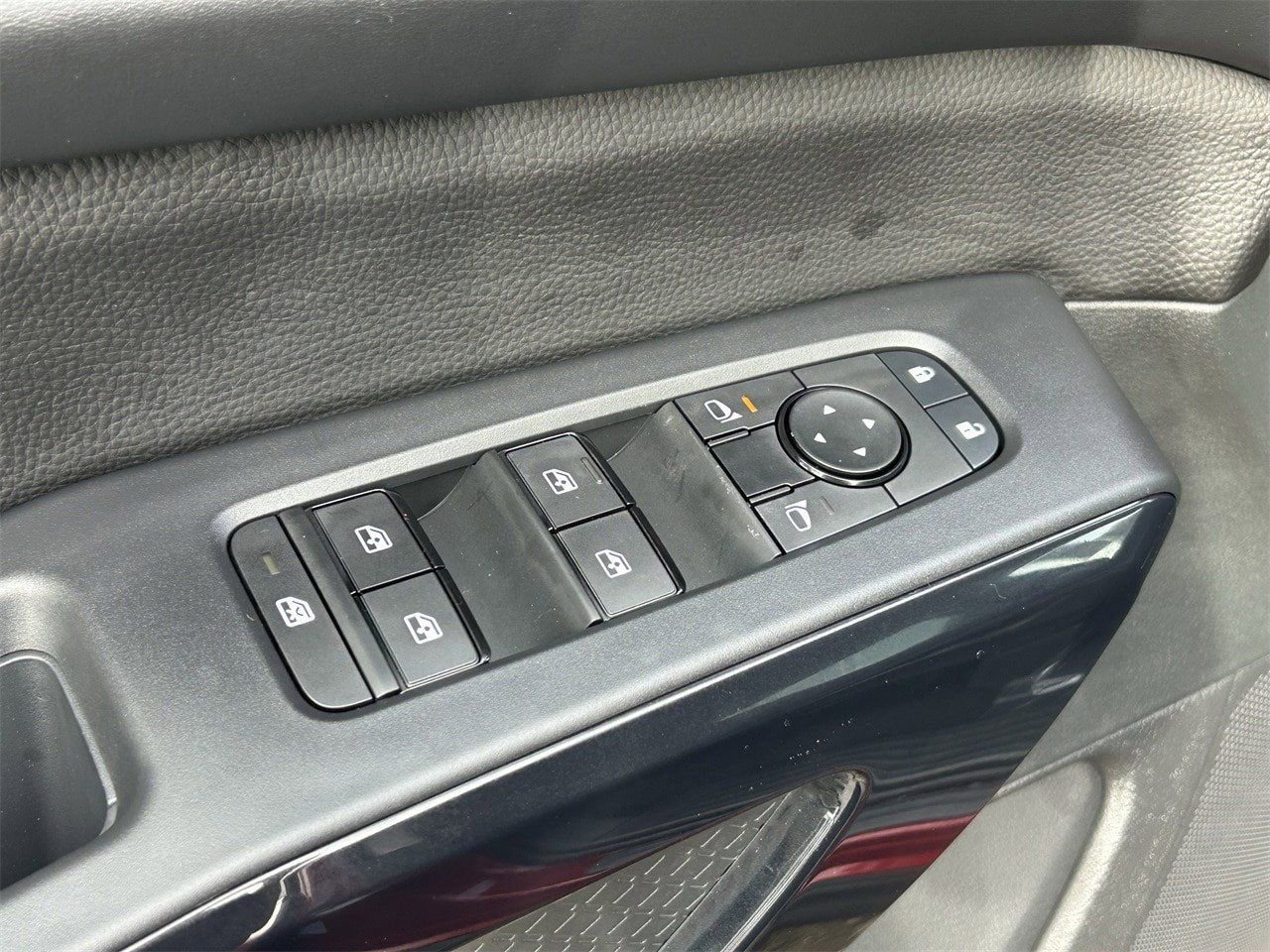 New 2026 Nissan Pathfinder SV FWD image 36