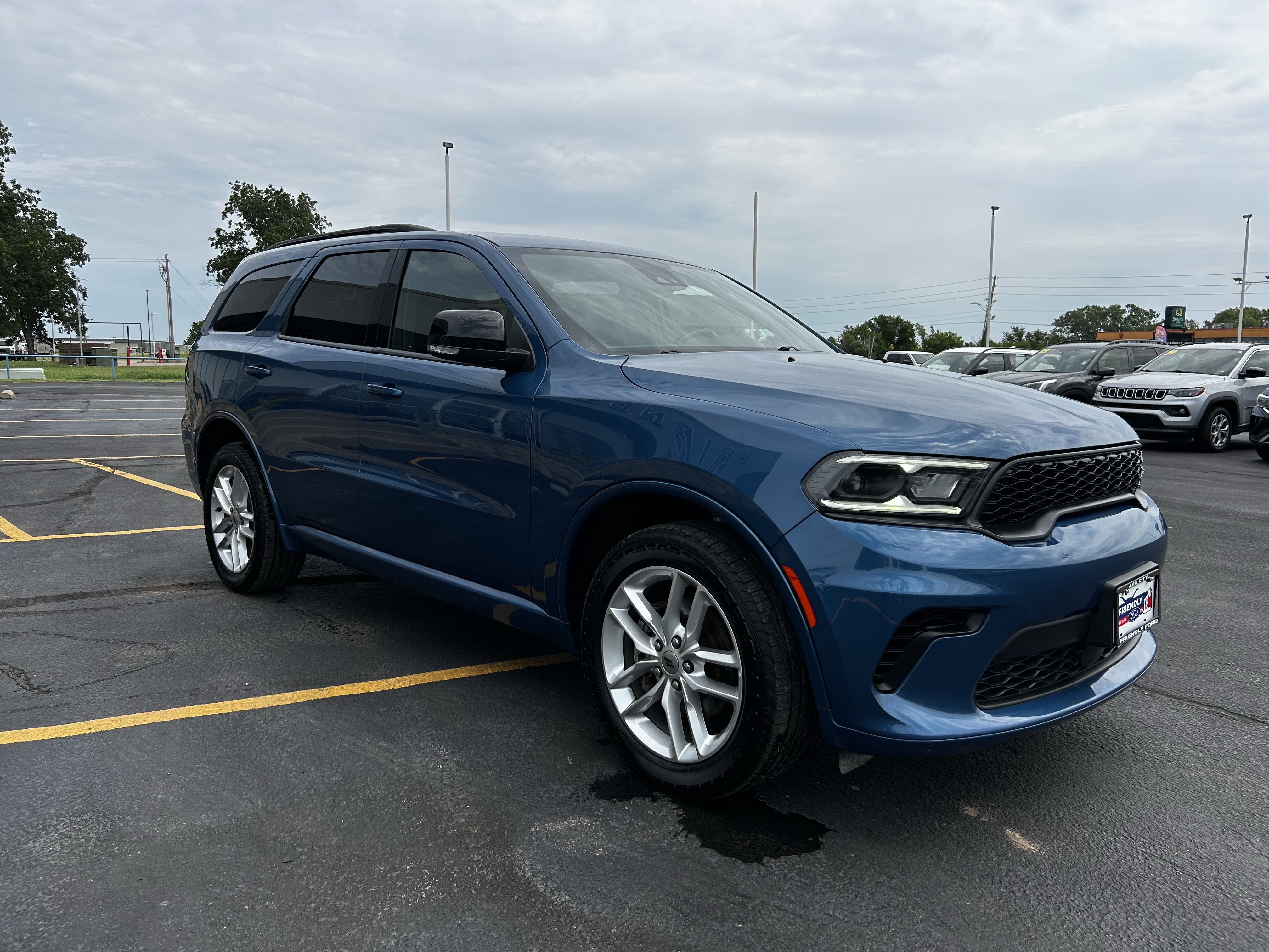 Used 2024 Dodge Durango GT AWD/4WD image 3