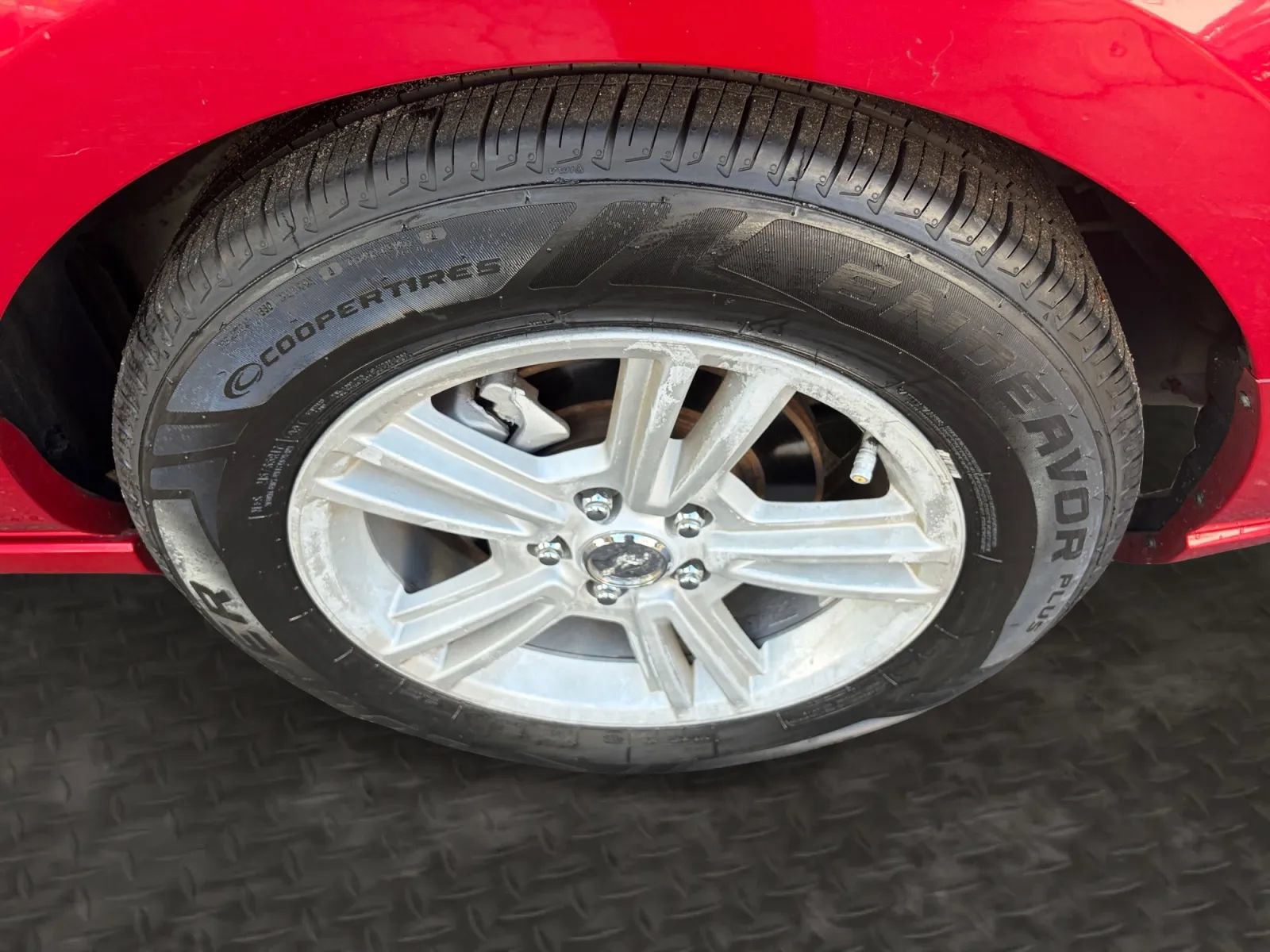 Used 2013 Ford Mustang Coupe RWD image 38