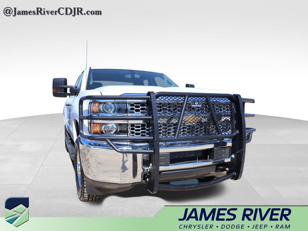 Used 2019 Chevrolet Silverado 2500 W/T AWD/4WD image 9