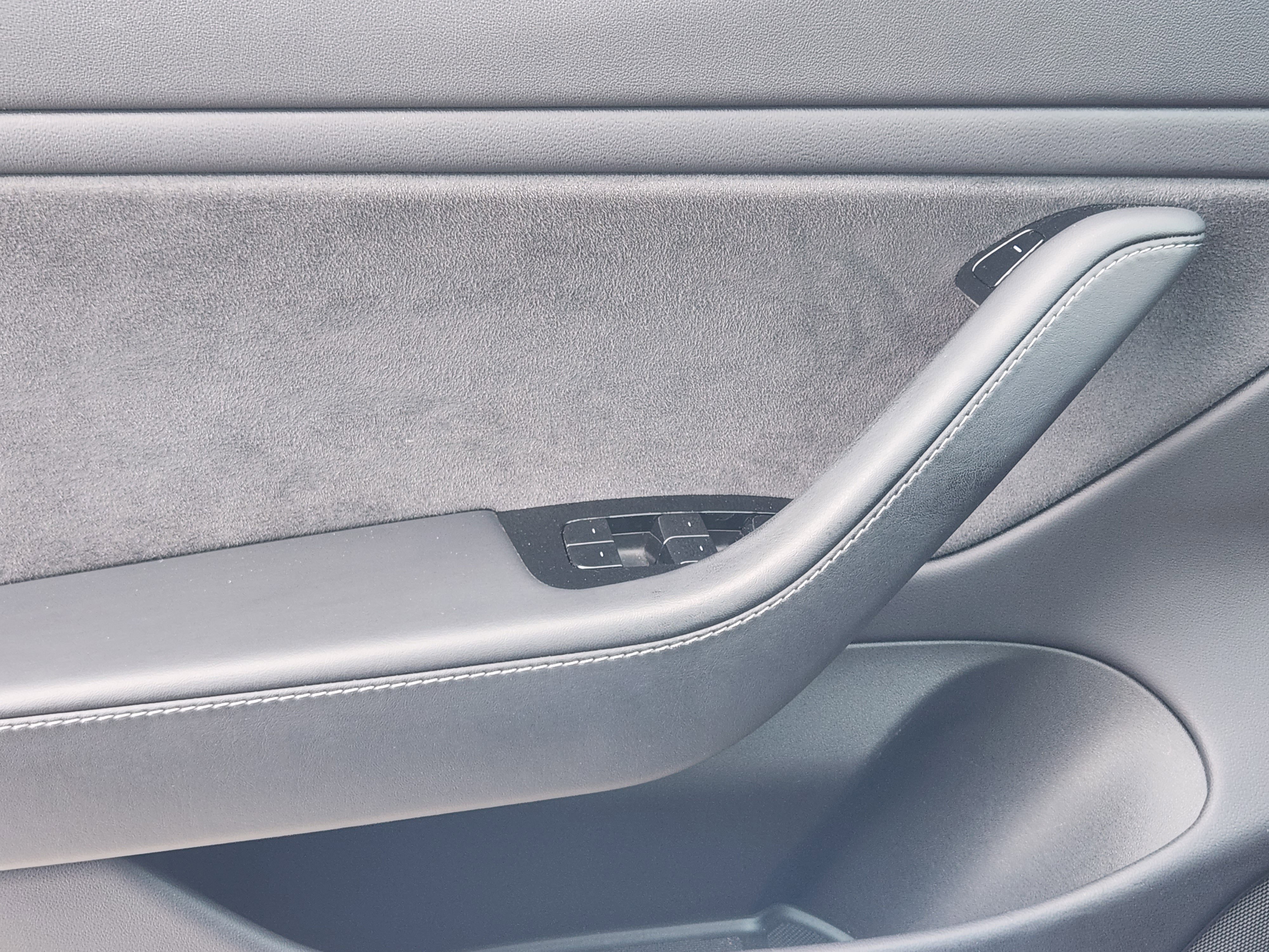 Used 2019 Tesla Model 3 Standard Range Plus image 23