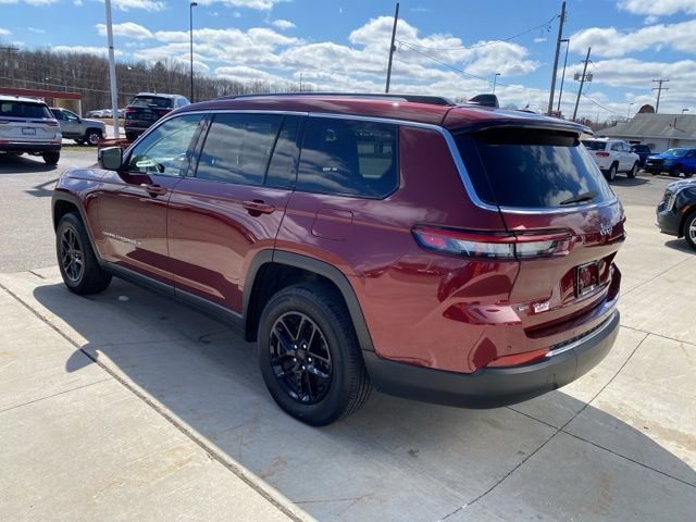 Used 2022 Jeep Grand Cherokee L Laredo w/ Luxury Tech Group I AWD/4WD image 10