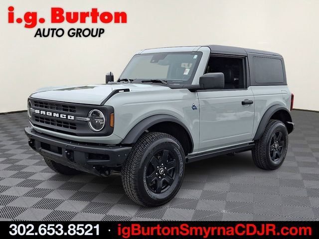 Used 2022 Ford Bronco Black Diamond image 3