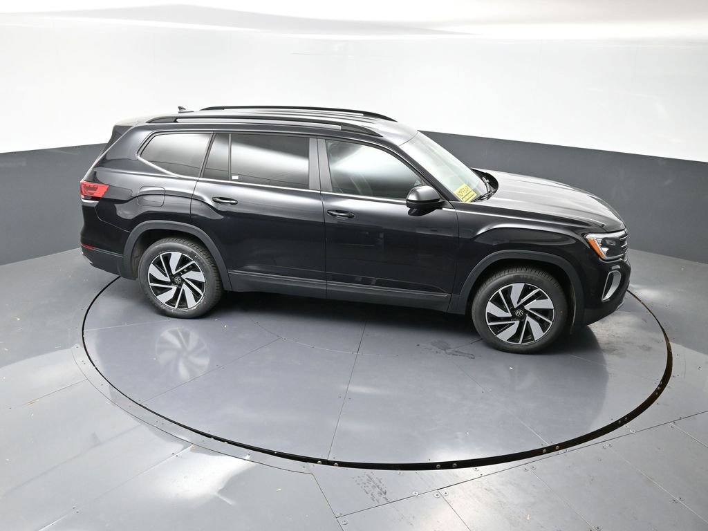 Used 2024 Volkswagen Atlas SE image 38
