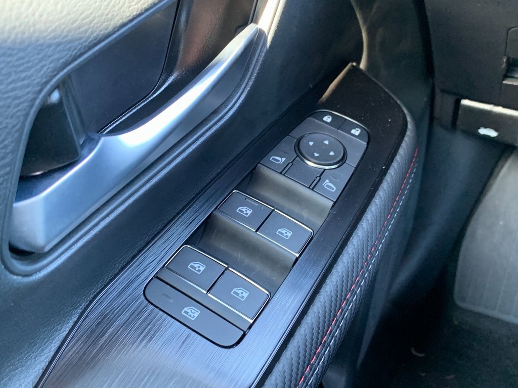 New 2026 Nissan Kicks SR image 15