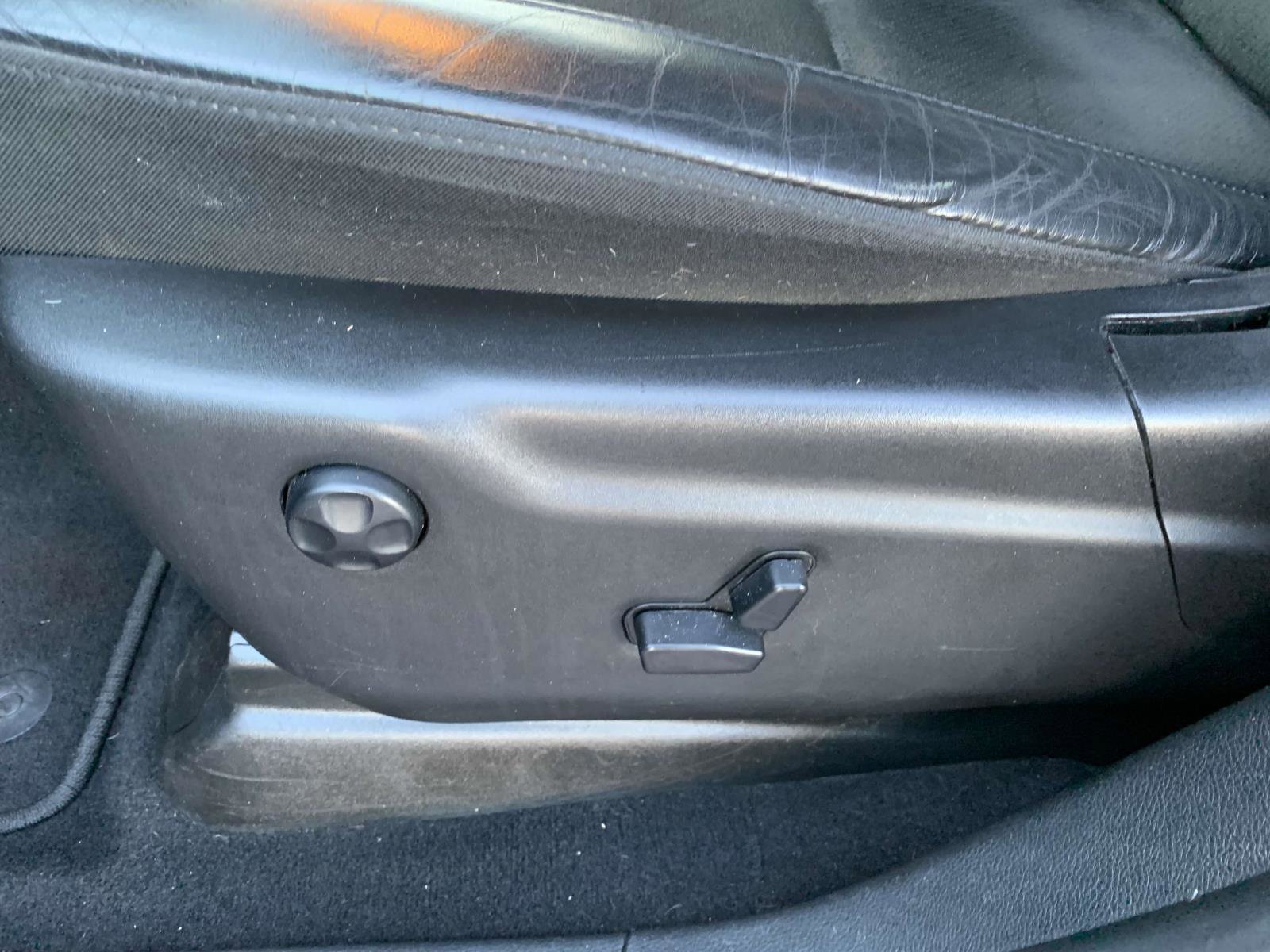 Used 2019 Jeep Grand Cherokee Altitude image 6