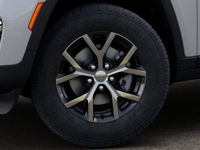 New 2025 Jeep Grand Cherokee Limited image 8