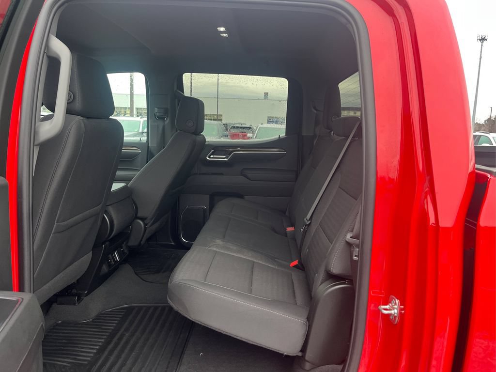 Used 2025 Chevrolet Silverado 1500 LT AWD/4WD image 20
