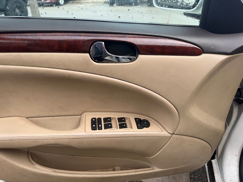 Used 2007 Buick Lucerne CXL FWD image 9