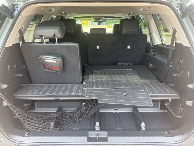 Used 2024 Toyota Sequoia Limited image 20