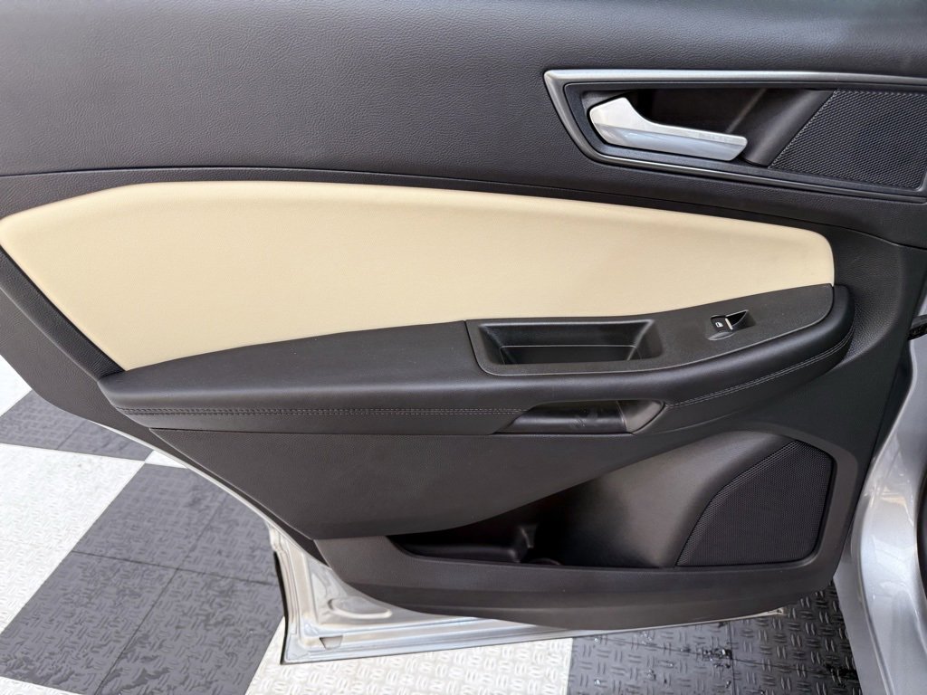 New 2024 Ford Edge SE image 15