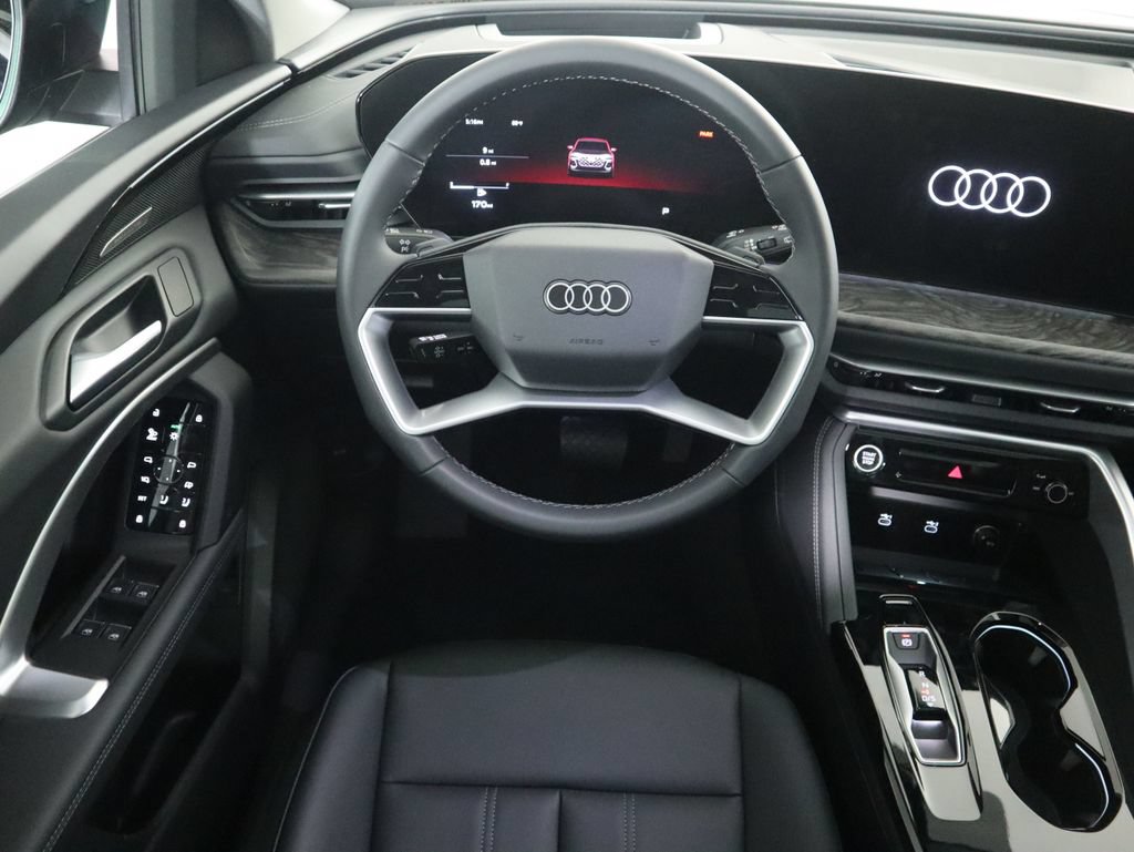 Used 2025 Audi Q5 Premium w/ Premium Plus AWD/4WD image 11