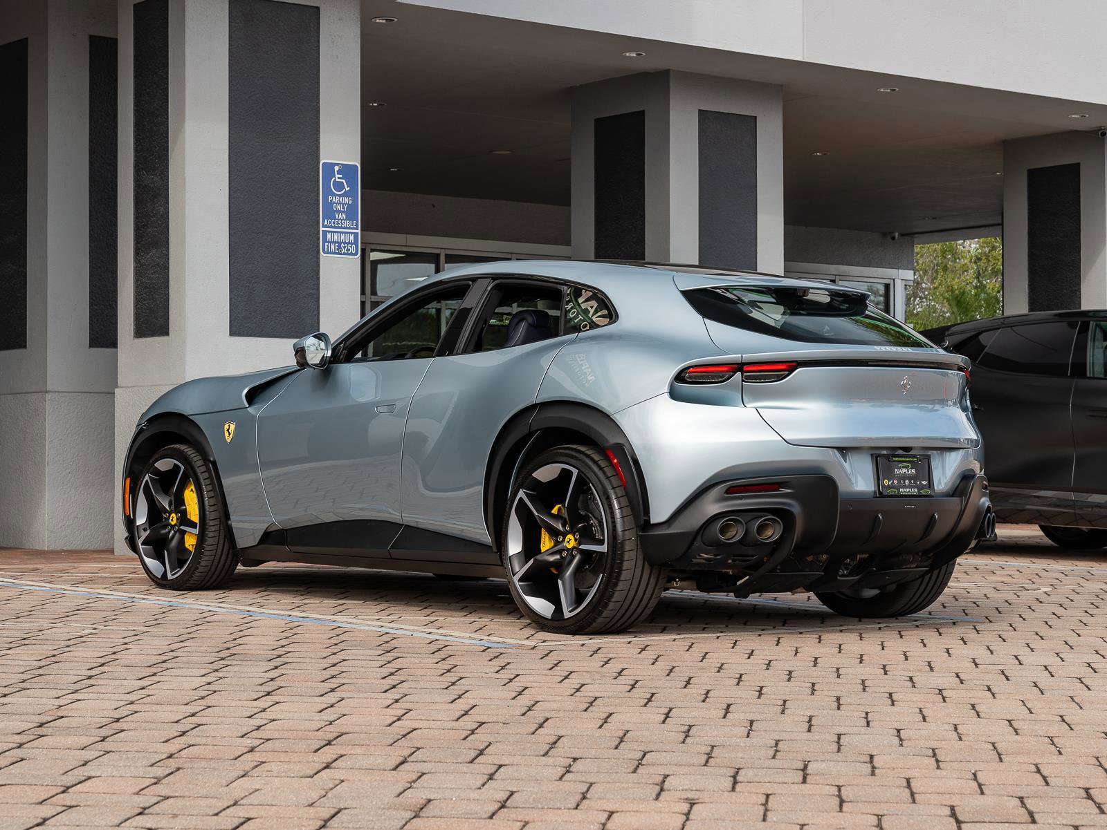 Used 2025 Ferrari Purosangue image 37