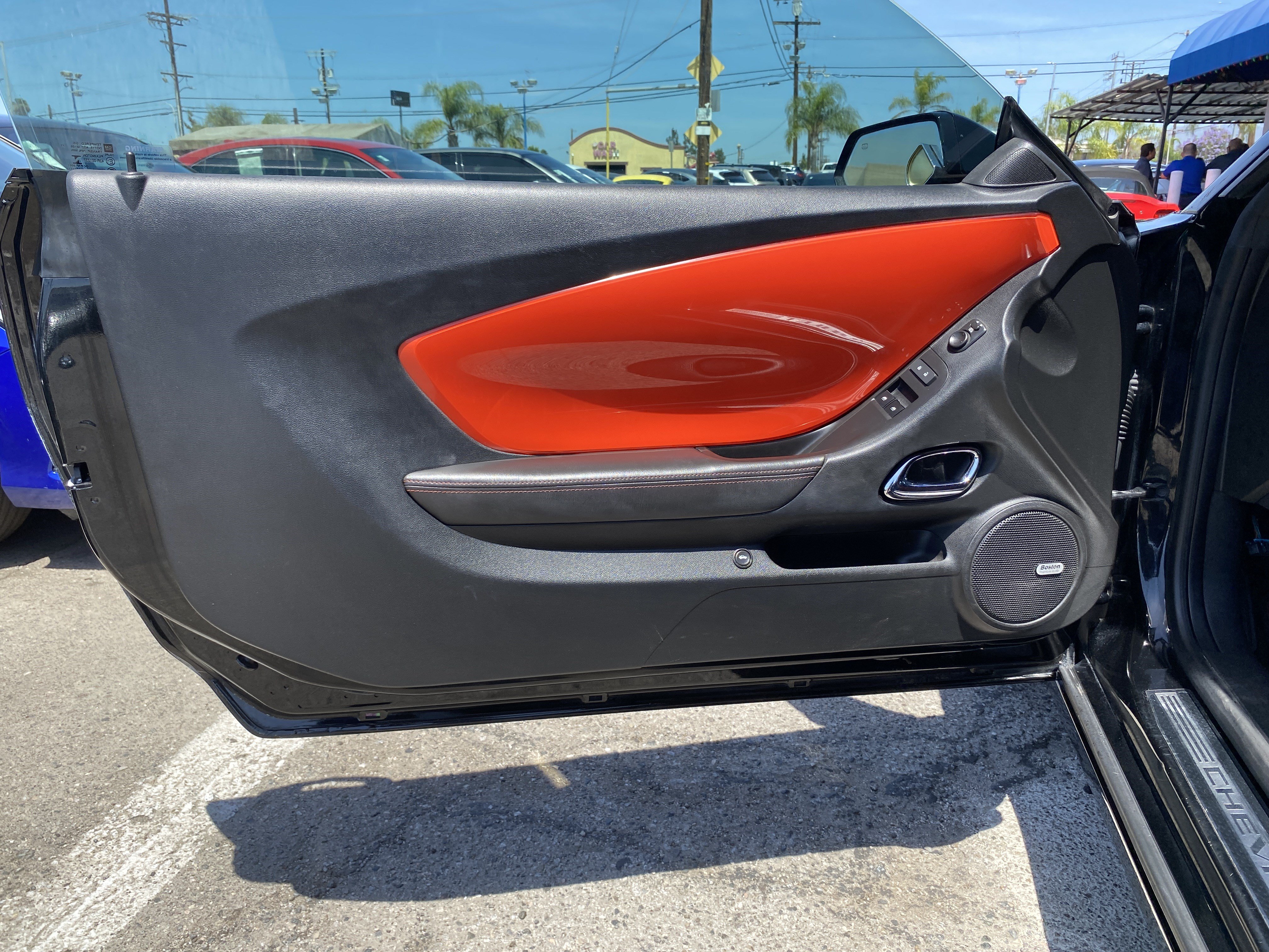 Used 2015 Chevrolet Camaro SS RWD image 14