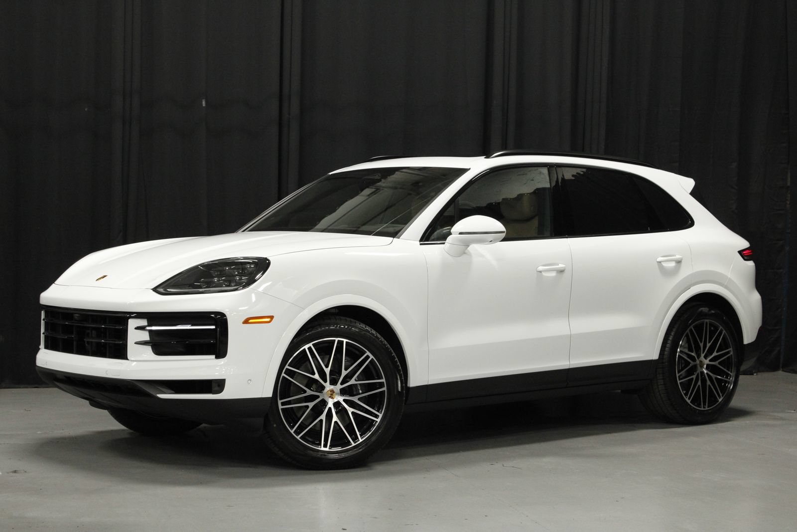 New 2026 Porsche Cayenne AWD/4WD image 1