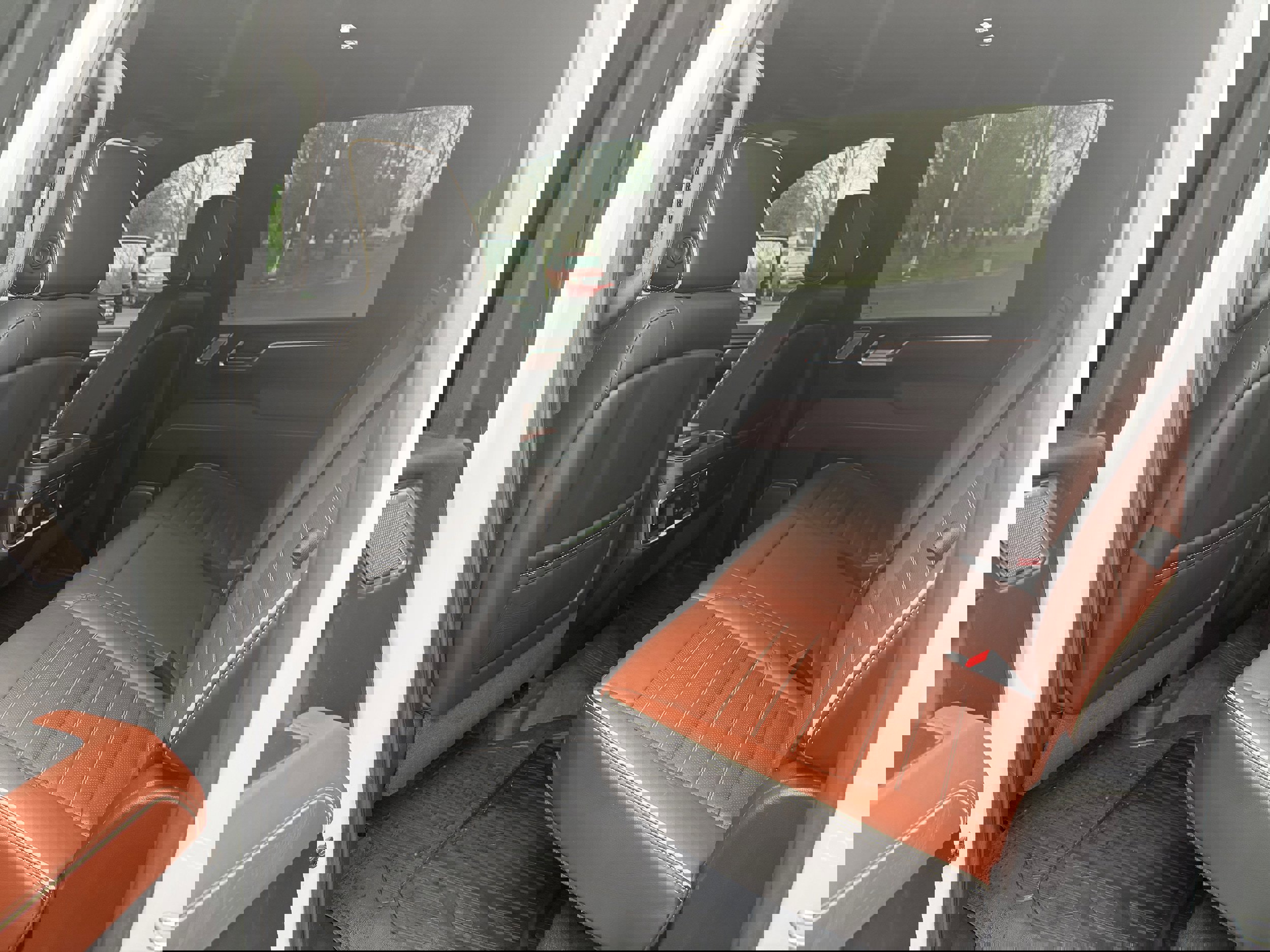 Used 2025 GMC Sierra 3500 Denali Ultimate AWD/4WD image 25