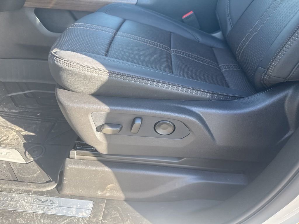 New 2026 Chevrolet Silverado 1500 High Country w/ High Country Premium Package image 14