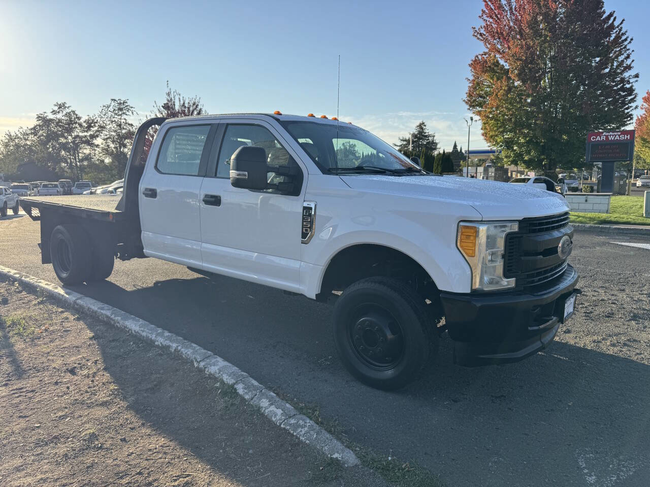 Used 2018 Ford F350 XL w/ Power Equipment Group image 6