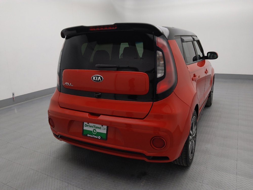 Used 2019 Kia Soul + FWD image 7