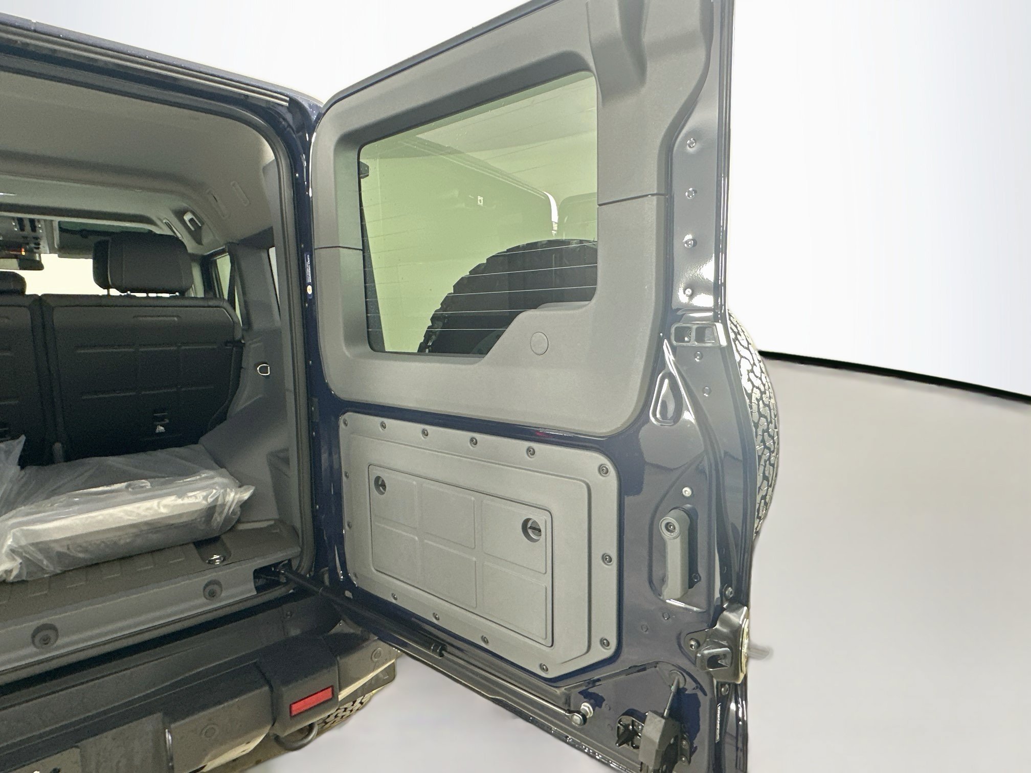 New 2025 INEOS Grenadier Station Wagon AWD/4WD image 44