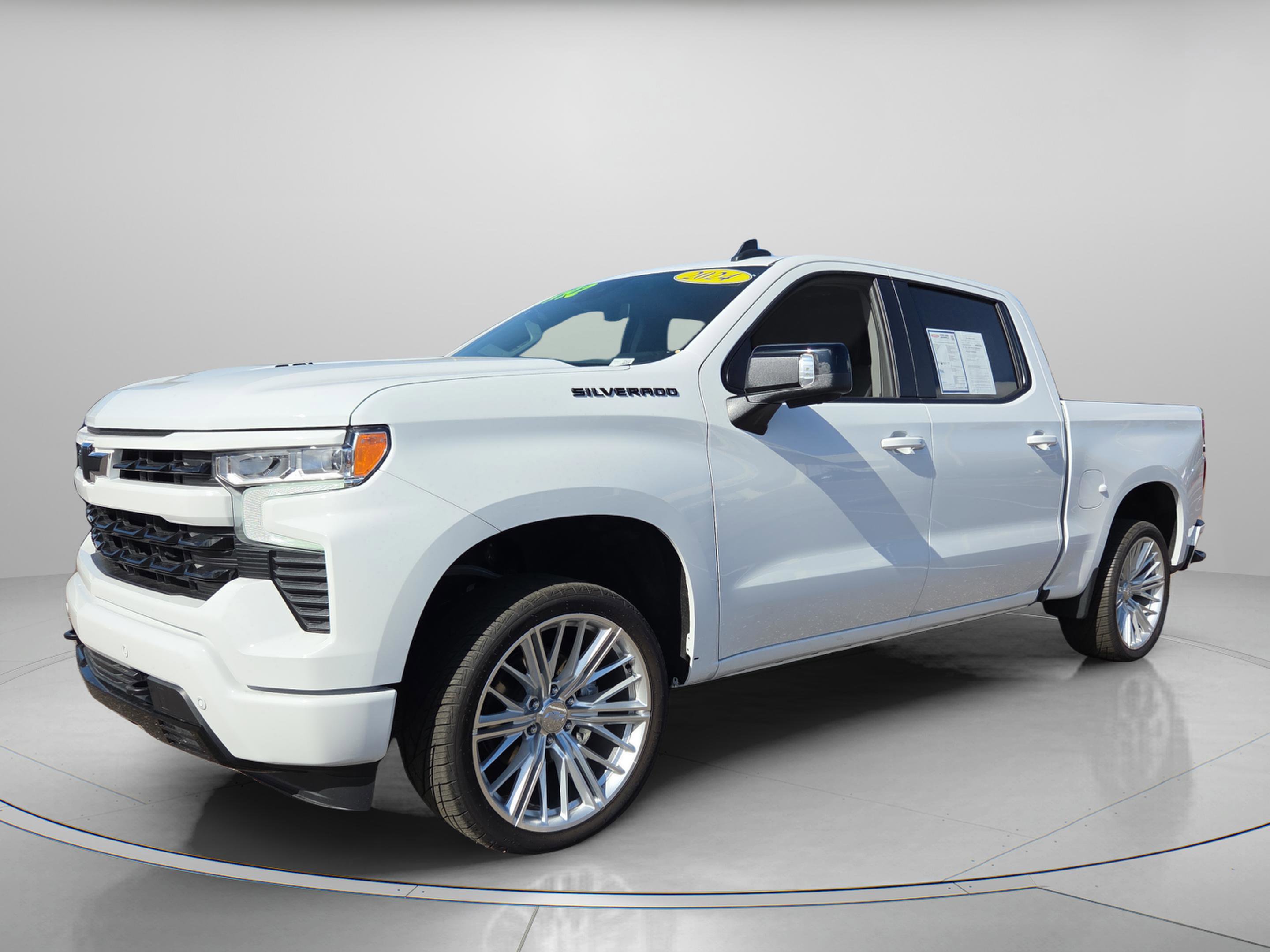 Used 2024 Chevrolet Silverado 1500 RST w/ Convenience Package II image 2