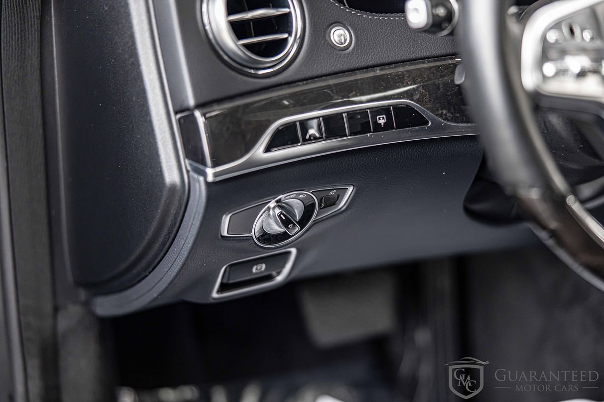 Used 2019 Mercedes-Benz S 560 Sedan image 21