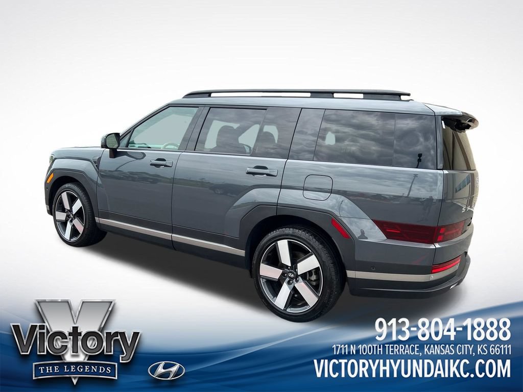 Used 2024 Hyundai Santa Fe Limited AWD/4WD image 3