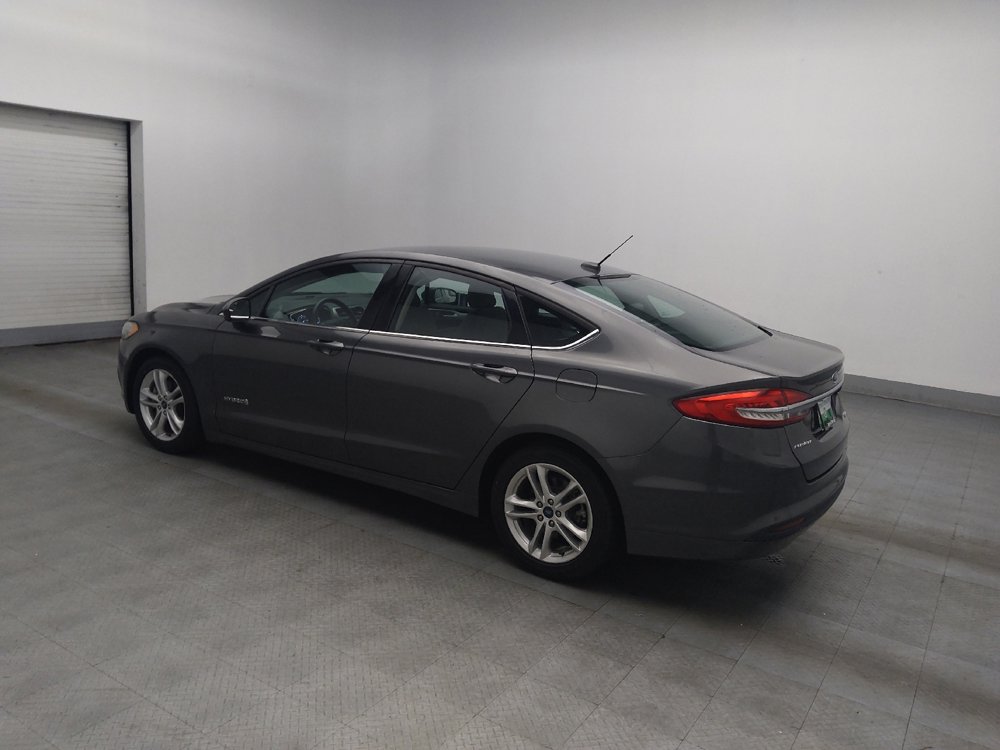 Used 2018 Ford Fusion S image 3