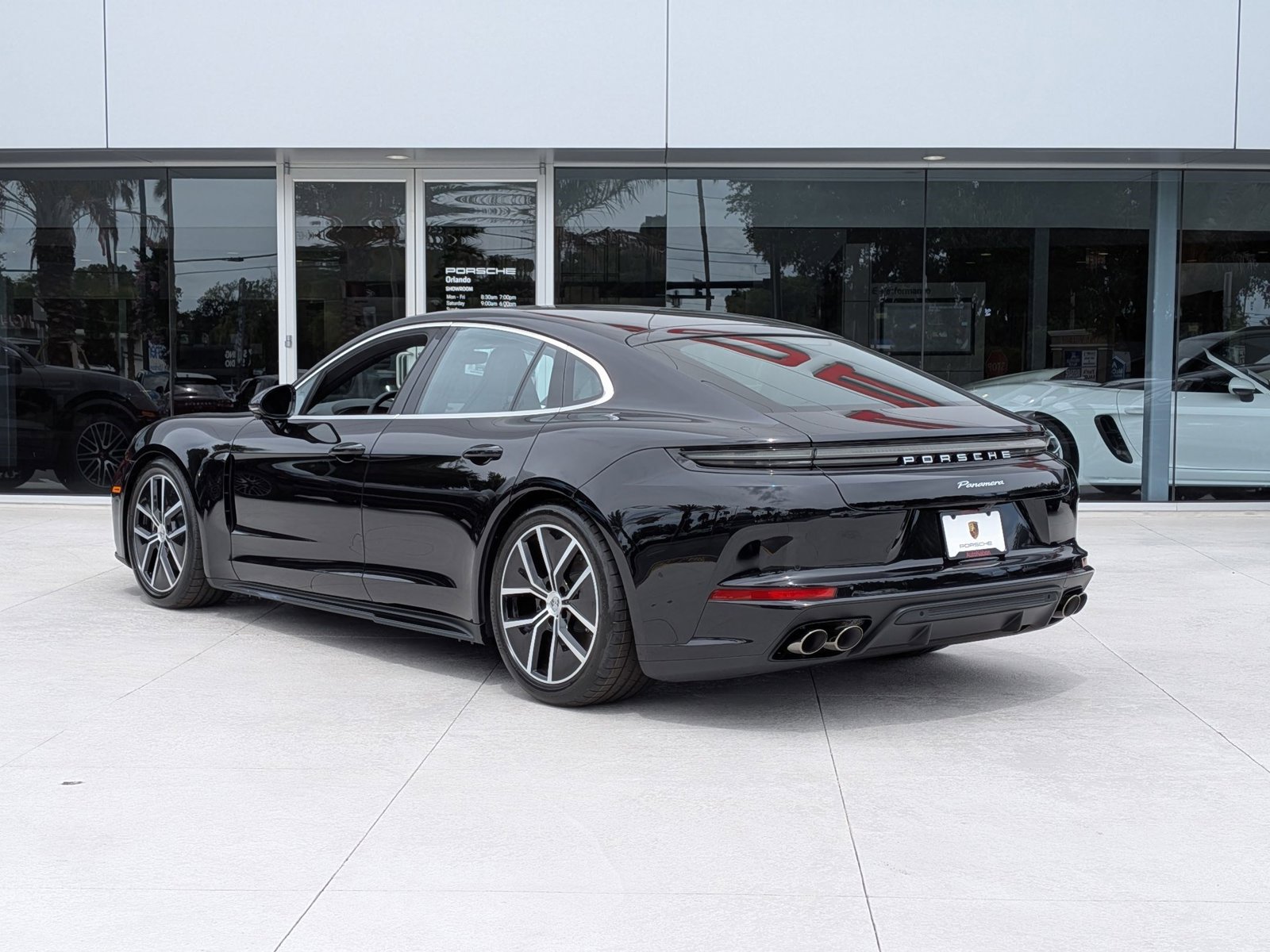 New 2026 Porsche Panamera image 3