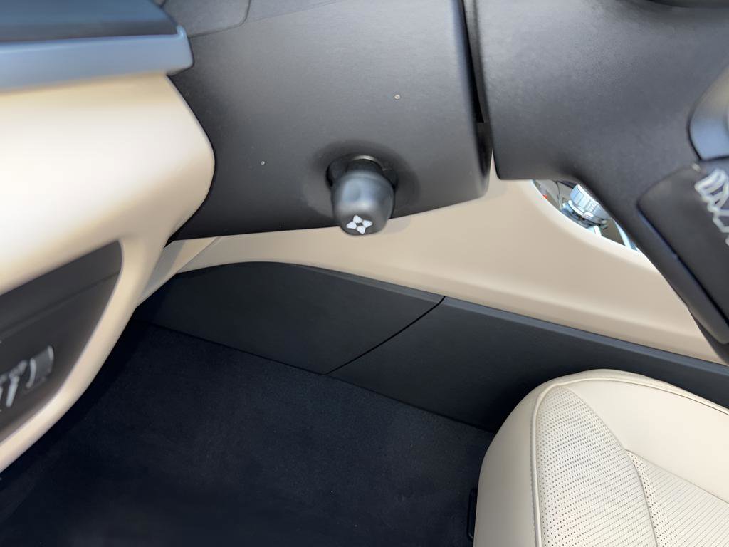 New 2025 Jeep Grand Cherokee L Limited w/ Luxury Tech Group II image 61