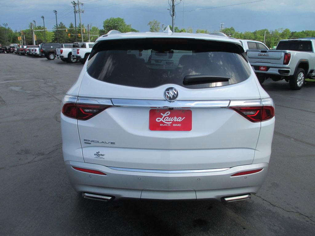 Used 2023 Buick Enclave Essence w/ Experience Buick Package AWD/4WD image 7