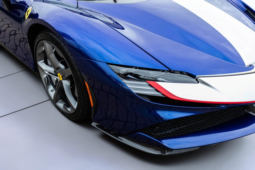 Used 2024 Ferrari SF90 Spider AWD/4WD image 12
