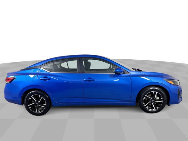 Used 2025 Nissan Sentra SV FWD image 9