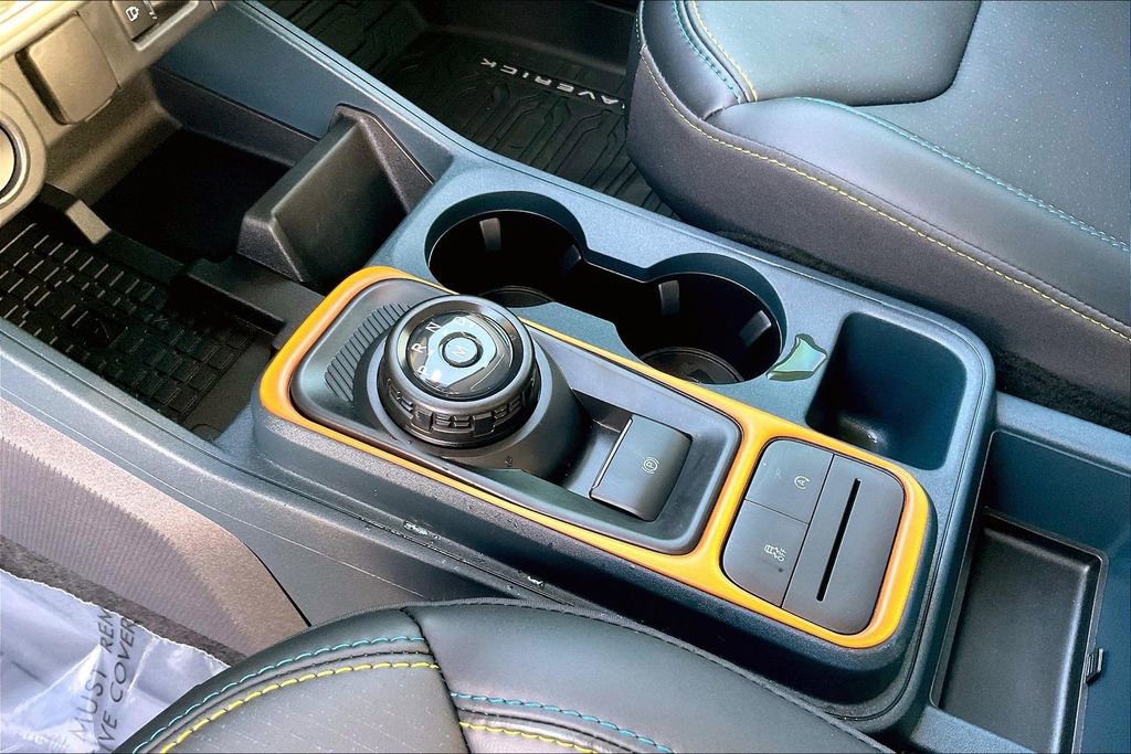 Used 2025 Ford Maverick Lobo image 15