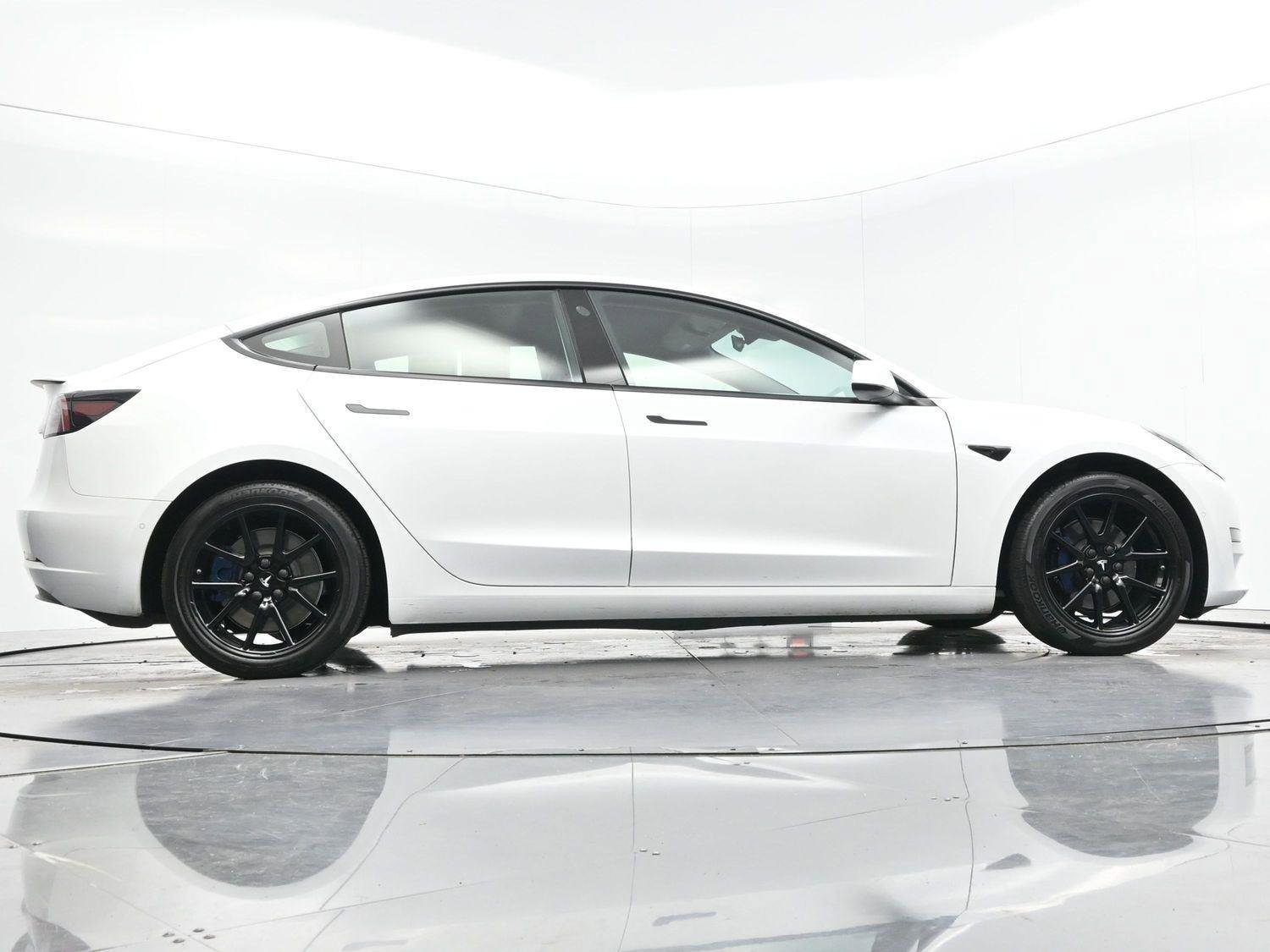 Used 2022 Tesla Model 3 Long Range image 48