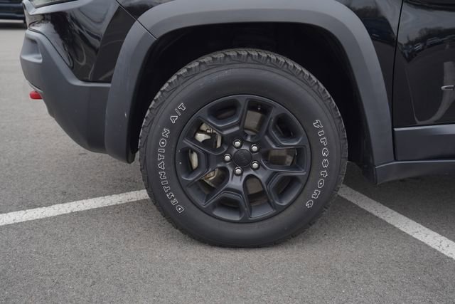 Used 2022 Jeep Cherokee Trailhawk w/ Sun, Sound & Nav Group image 10