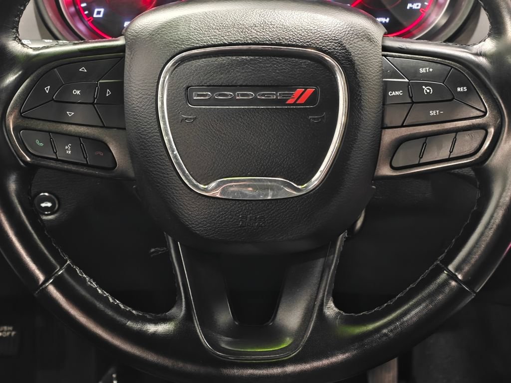 Used 2022 Dodge Charger SXT RWD image 5
