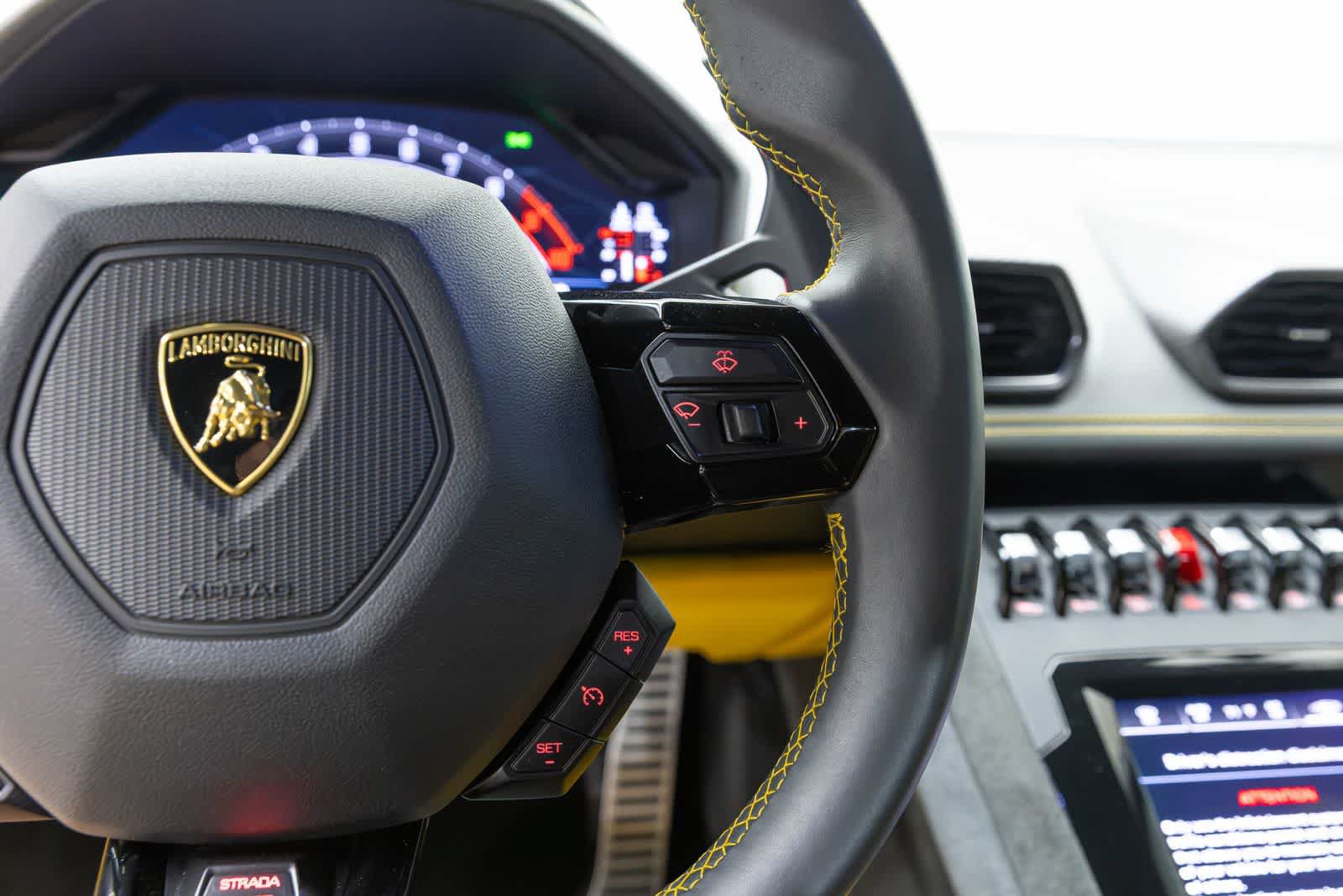 Used 2023 Lamborghini Huracan Tecnica RWD image 29