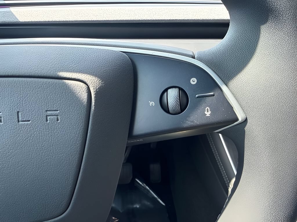 Used 2026 Tesla Model Y 2WD image 18